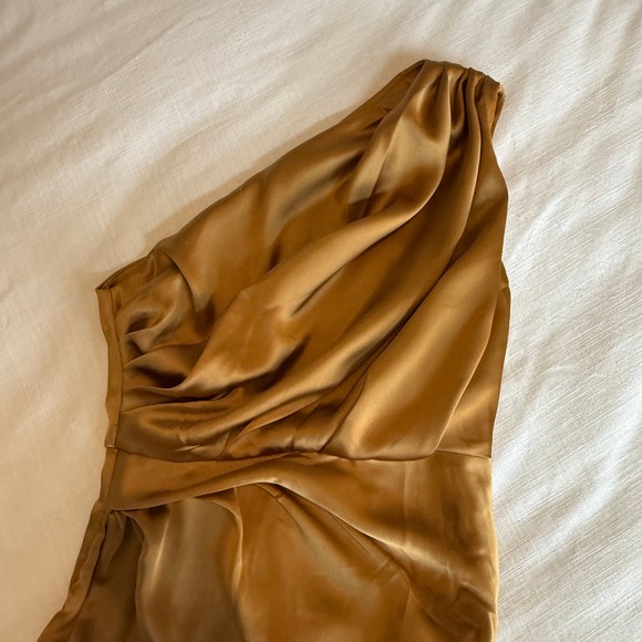 Petal + Pup Gold‎ One Shoulder Maxi Dress High Slit Formal Party Cocktail US 4 - Picture 6 of 9